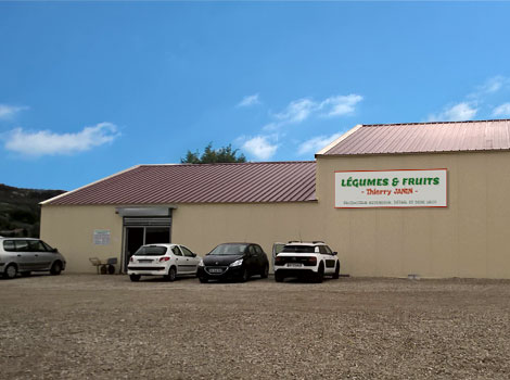 magasin fruits et légumes extérieur thierry janin